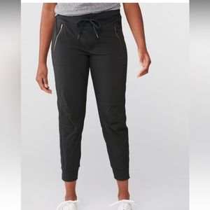 Athleta Trekkie North Jogger Black Women’s Size 4